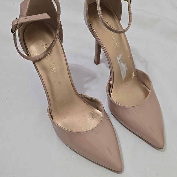 Nine West Cream Pointed-Toe Heels with Ankle Strap 7M - Picture 3 of 6